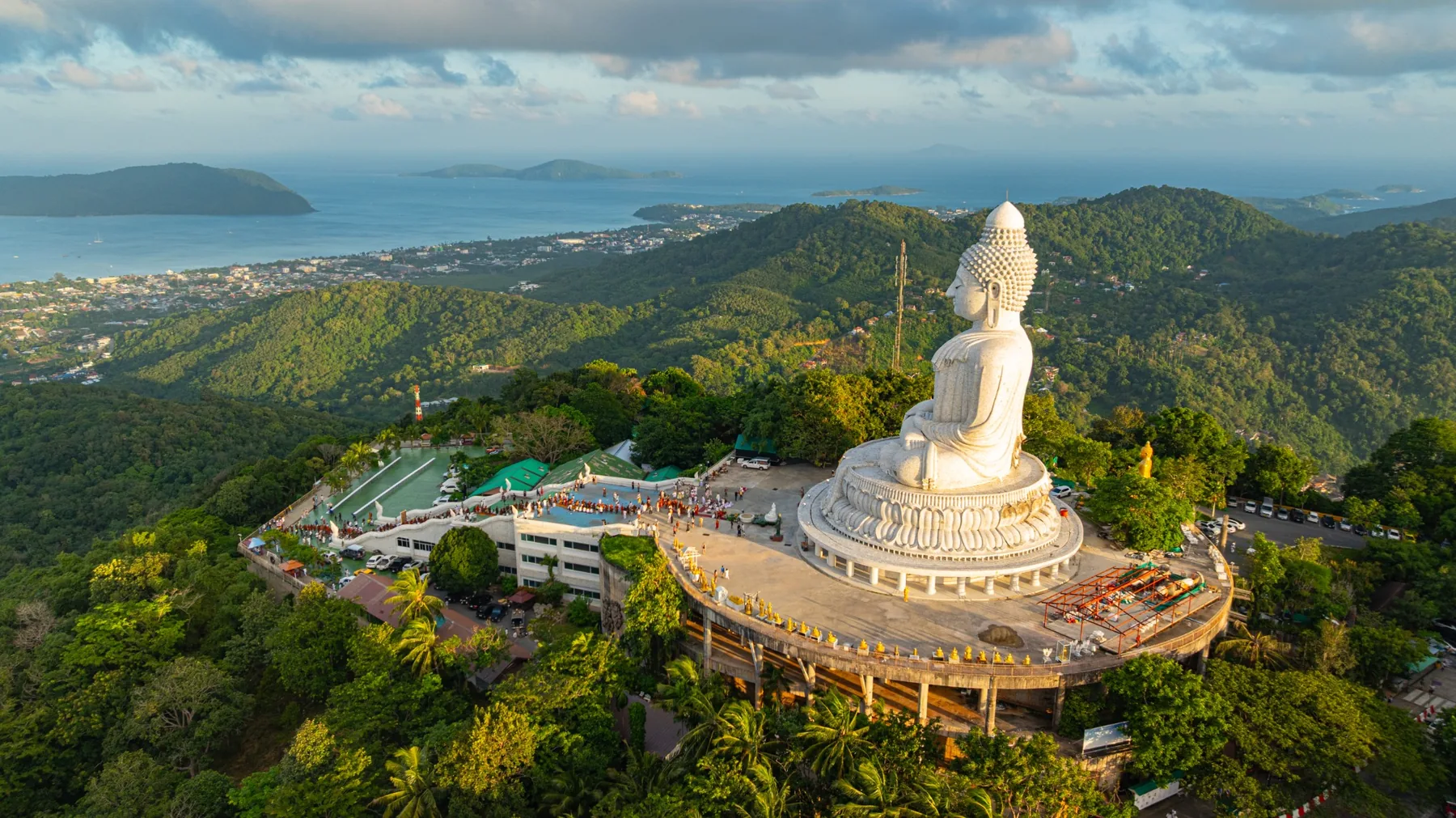 Big Buddha med utsikt över Phuket